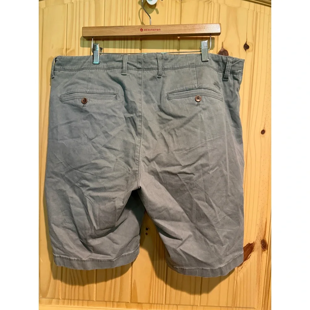 Tommy Bahama Boracay Shorts Mens 38 Gray Cotton Tencel Blend FlatFront 10 Inseam